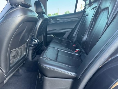 Used 2019 Alfa Romeo Stelvio RWD image 19