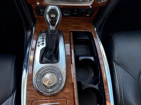 Used 2019 INFINITI QX80 Luxe w/ All-Season Package RWD image 10