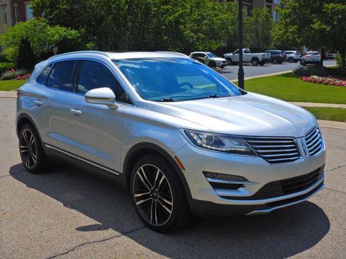 Used 2017 Lincoln MKC Reserve w/ Lincoln MKC Climate Package AWD/4WD image 3