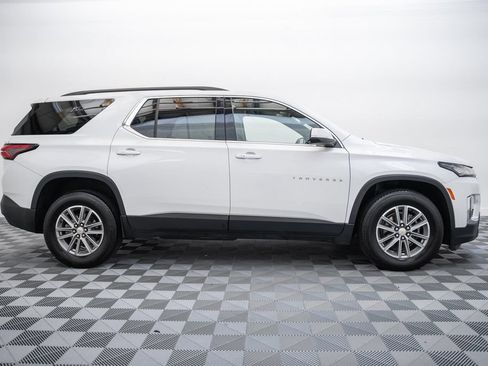 Used 2023 Chevrolet Traverse LT AWD/4WD image 4