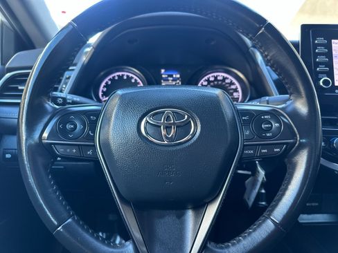 Used 2024 Toyota Camry SE image 20