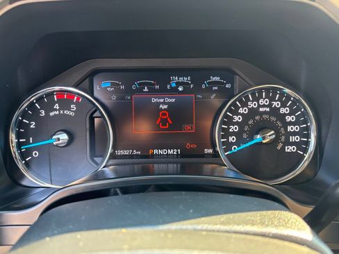 Used 2019 Ford F250 Lariat w/ Chrome Package AWD/4WD image 16