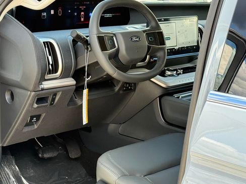 New 2026 Ford Expedition Max Active image 6