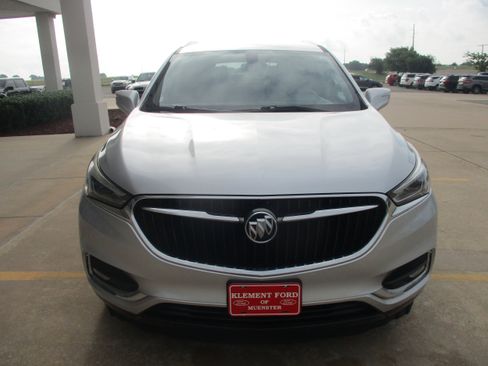 Used 2020 Buick Enclave Essence FWD image 14