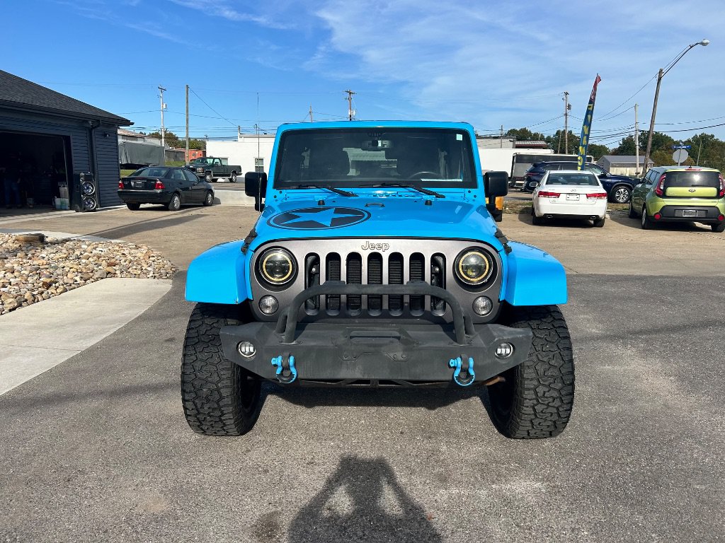 Used 2017 Jeep Wrangler Unlimited Sport AWD/4WD image 2