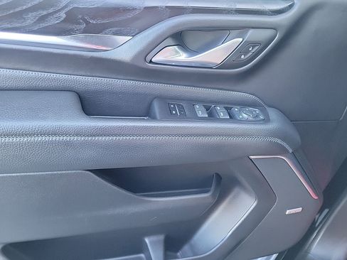 Used 2022 GMC Yukon Denali RWD image 22