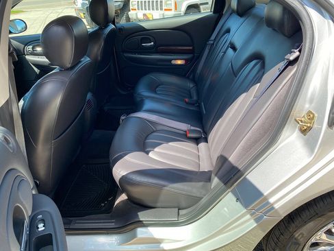 Used 2000 Chrysler 300M FWD image 18
