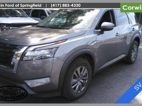 Used 2025 Nissan Pathfinder SV FWD image 1