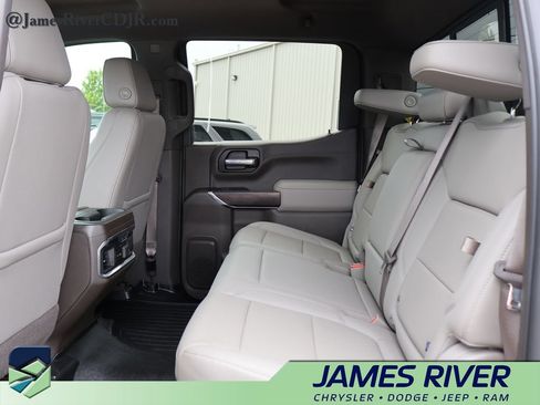 Used 2019 GMC Sierra 1500 SLT w/ SLT Premium Plus Package AWD/4WD image 17