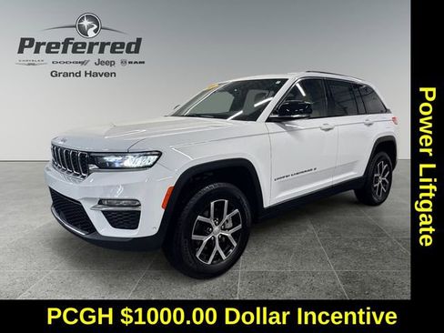 Used 2024 Jeep Grand Cherokee Limited w/ Luxury Tech Group II image 10