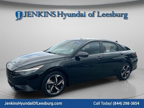 Certified 2023 Hyundai Elantra SEL w/ Convenience Package image 11