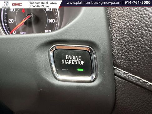 Used 2023 GMC Acadia SLE image 29