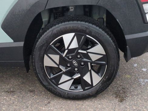 Used 2025 Hyundai Kona SEL image 13