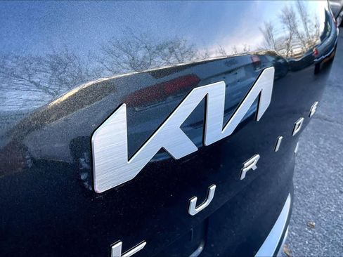 Used 2023 Kia Telluride LX image 28