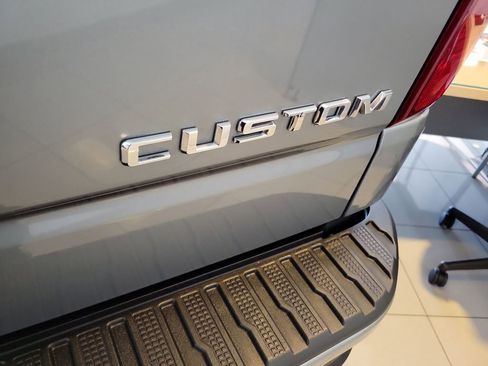 Used 2026 Chevrolet Silverado 1500 Custom image 22