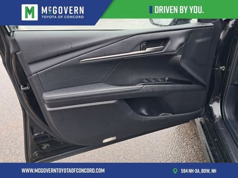 Used 2025 Toyota Camry XSE image 12