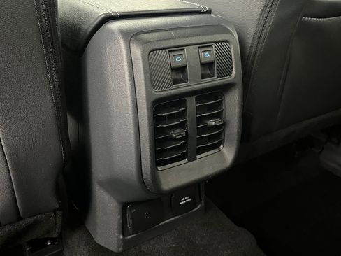 Used 2025 Ford Bronco Outer Banks AWD/4WD image 27