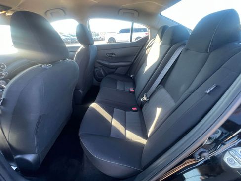 Used 2025 Nissan Sentra SV image 25