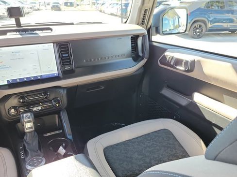 Certified 2022 Ford Bronco Wildtrak image 20