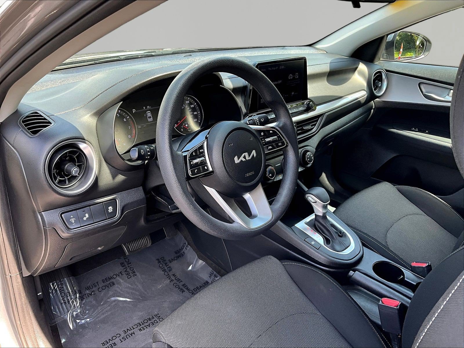 Used 2023 Kia Forte LXS w/ LXS Technology Package FWD image 16