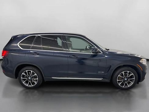 Used 2016 BMW X5 xDrive50i image 11