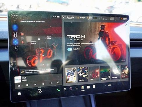 Used 2025 Tesla Model 3 Long Range image 28