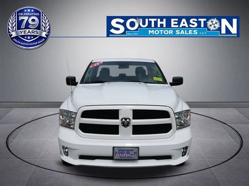 Used 2018 RAM 1500 Express w/ Express Value Package AWD/4WD image 3