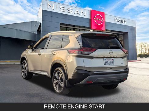 Used 2021 Nissan Rogue SL image 7