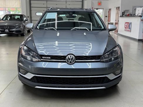 Used 2018 Volkswagen Golf Alltrack AWD/4WD image 6