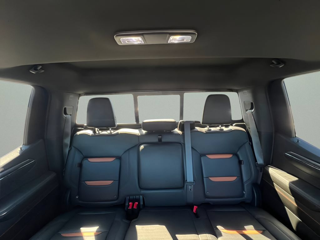 Used 2023 GMC Sierra 1500 AT4 w/ AT4 Preferred Package AWD/4WD image 16