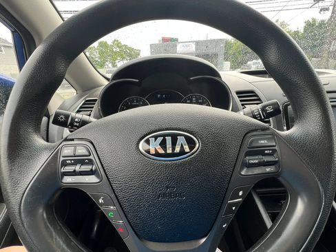 Used 2017 Kia Forte LX w/ LX Popular Package FWD image 17
