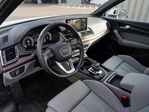 Used 2022 Audi Q5 2.0T Premium Plus image 2