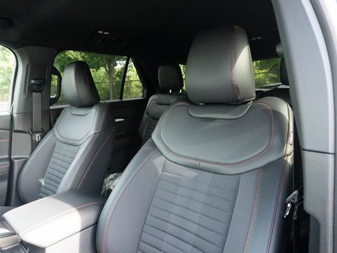 New 2026 Ford Explorer ST-Line RWD image 21
