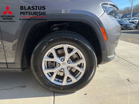 Used 2022 Jeep Grand Cherokee L Limited AWD/4WD image 15