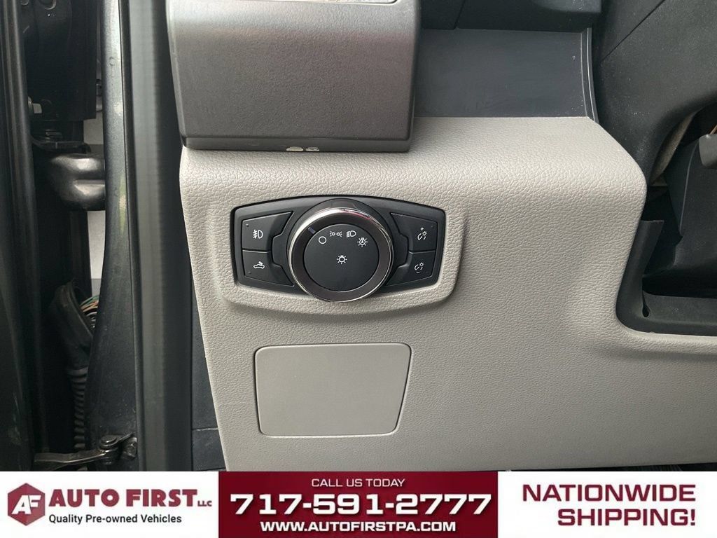 Used 2017 Ford F150 XLT AWD/4WD image 26