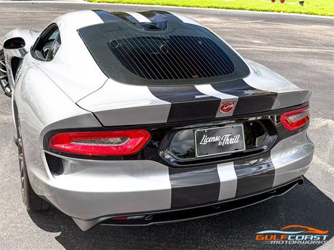 Used 2017 Dodge Viper GTS RWD image 48