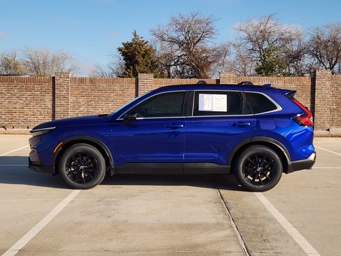 Certified 2025 Honda CR-V Sport image 5