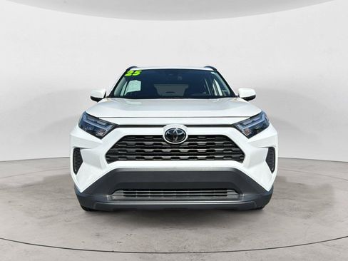 Used 2025 Toyota RAV4 XLE FWD image 2
