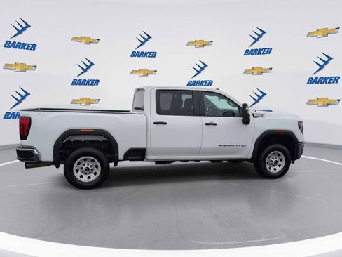 Used 2024 GMC Sierra 2500 Pro w/ Convenience Package image 9