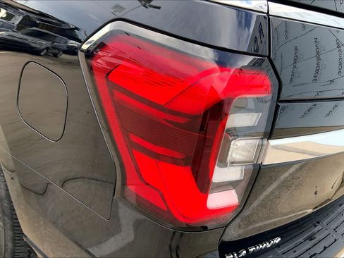 Certified 2023 Ford Expedition Platinum AWD/4WD image 29