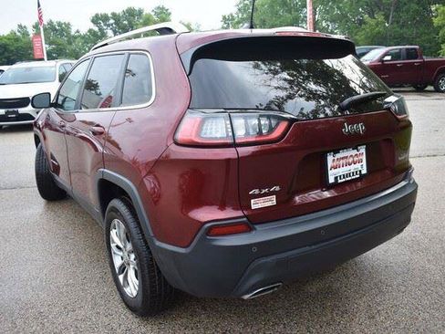 Used 2019 Jeep Cherokee Latitude Plus AWD/4WD image 5