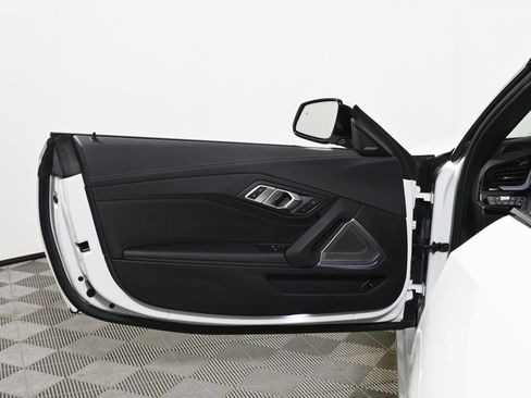 Certified 2024 BMW Z4 sDrive30i w/ Premium Package image 34