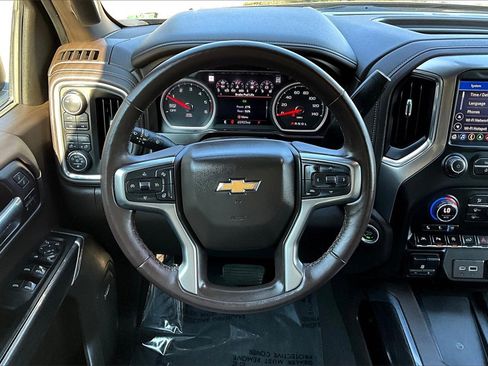 Certified 2021 Chevrolet Silverado 1500 LTZ w/ Technology Package image 9