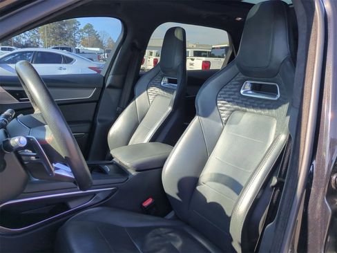 Used 2022 Jaguar F-PACE SVR image 20