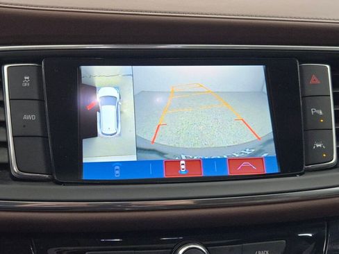 Used 2018 Buick Enclave Avenir image 32