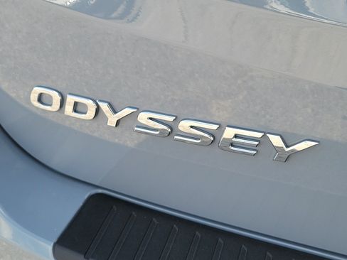 Used 2025 Honda Odyssey Elite image 10