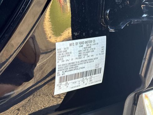 Used 2023 Lincoln Aviator 2WD image 41