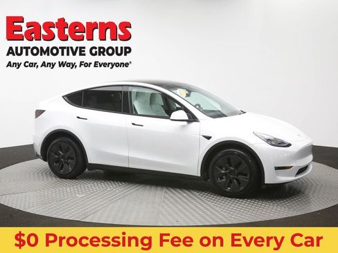 Used 2022 Tesla Model Y Long Range AWD/4WD image 43