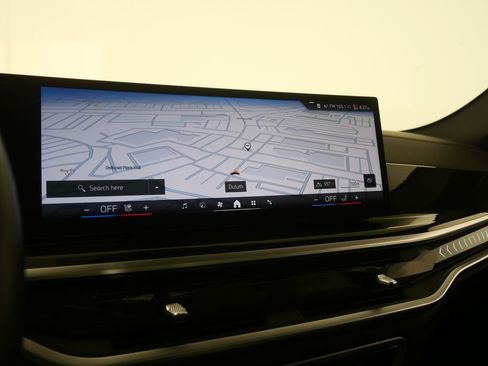 Used 2025 BMW X6 xDrive40i AWD/4WD image 21