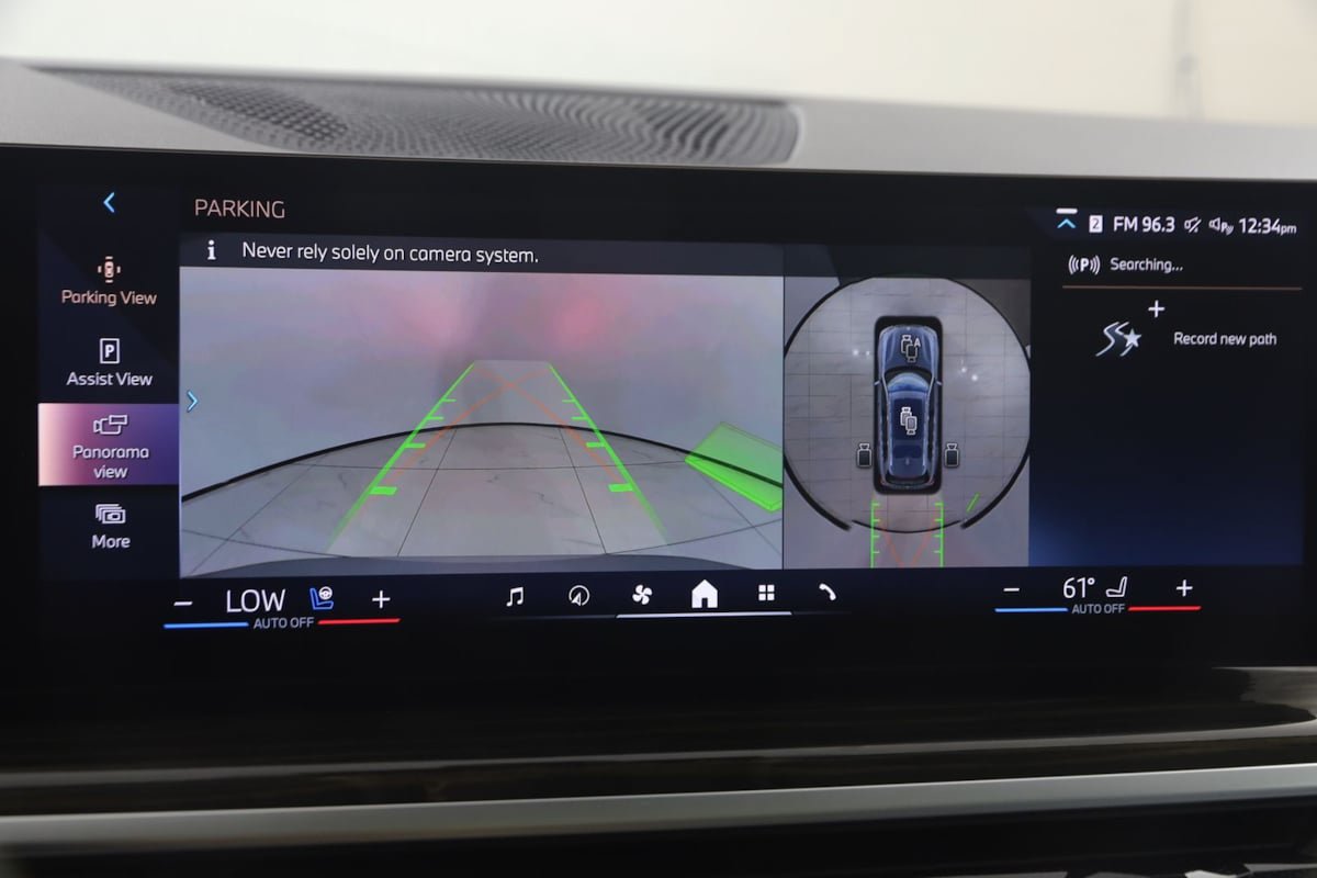 Used 2024 BMW X7 xDrive40i AWD/4WD image 10